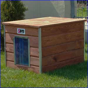 Lapostetős kutyaház